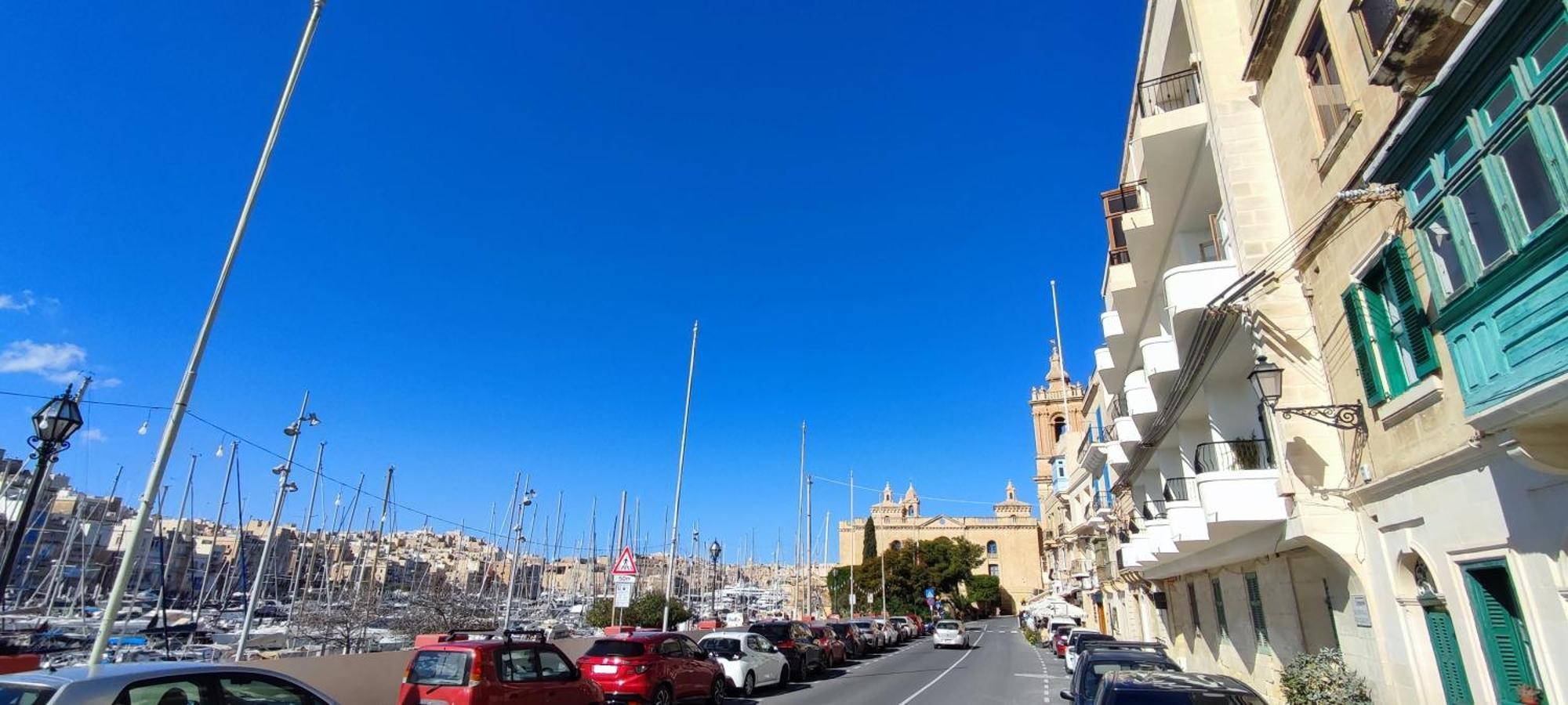 Vittoriosa' Seafront 2 Bed Highly Furnished Apartment Zewnętrze zdjęcie